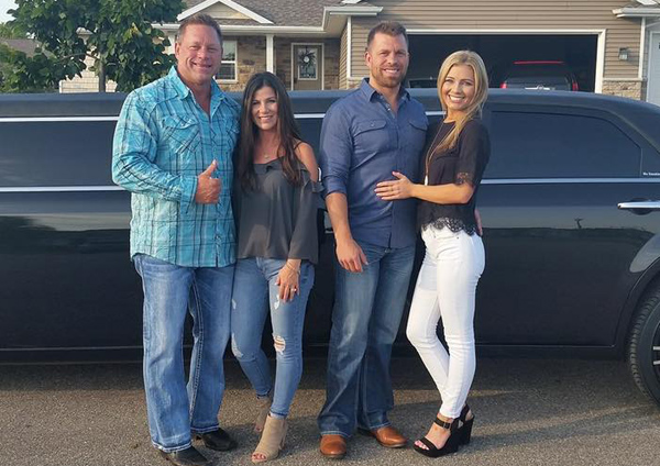 Rent Limousine in Wisconsin for night out