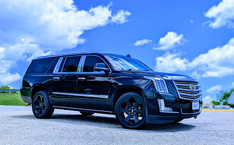 Limo Cadillac Escalade reserve in Wisconsin