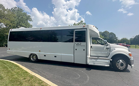 Limo Bus reserve in Green Bay Wisconsin